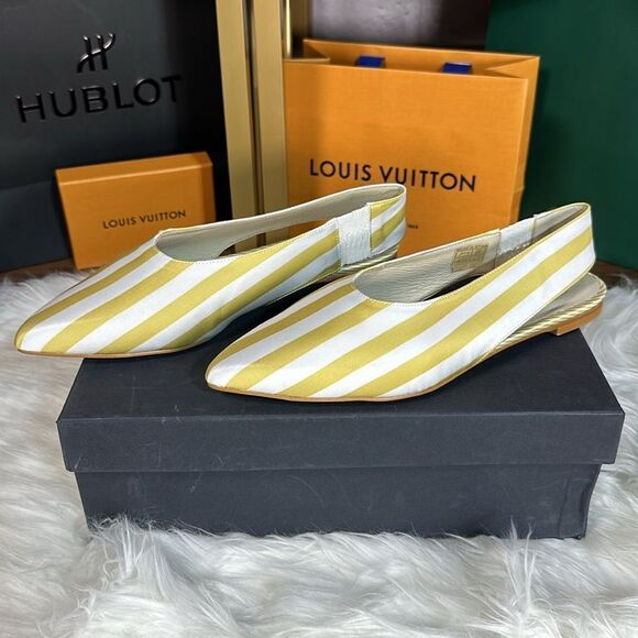 Super cute slip ons! BNIB! New and never worn. - Picture 1 of 7